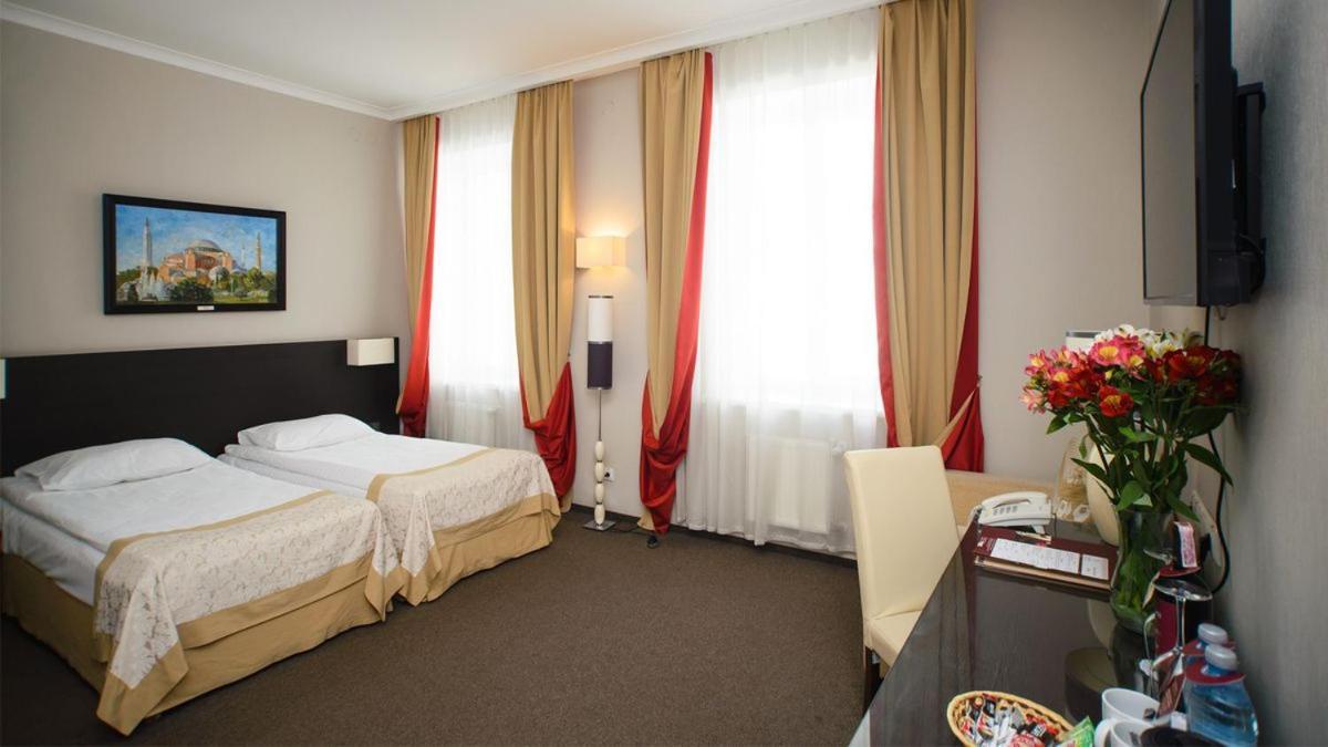 Reikartz Kharkiv Hotel Bagian luar foto