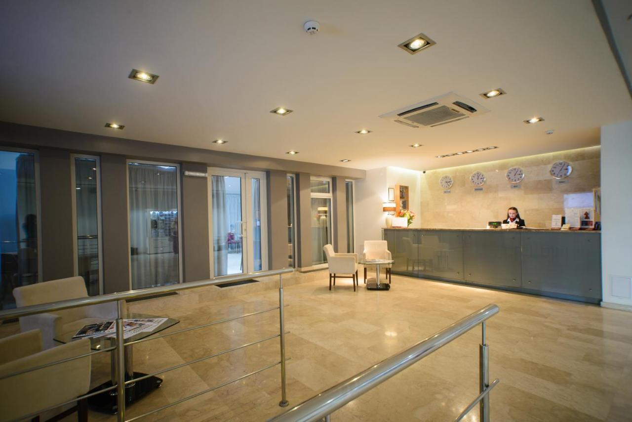 Reikartz Kharkiv Hotel Bagian luar foto