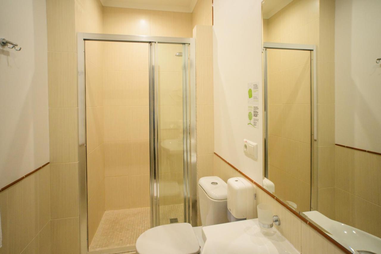Reikartz Kharkiv Hotel Bagian luar foto
