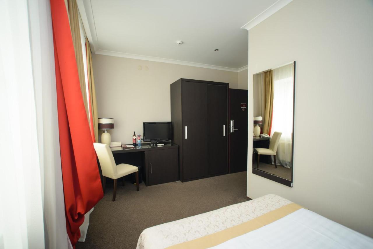 Reikartz Kharkiv Hotel Bagian luar foto